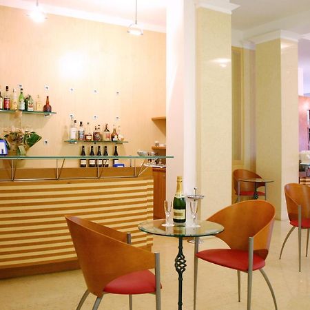 Hotel Alexandra Турин Интерьер фото